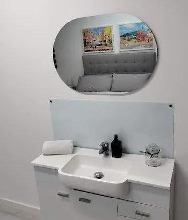 Apartmán Piso En Zona Exclusiva Calle Colon *